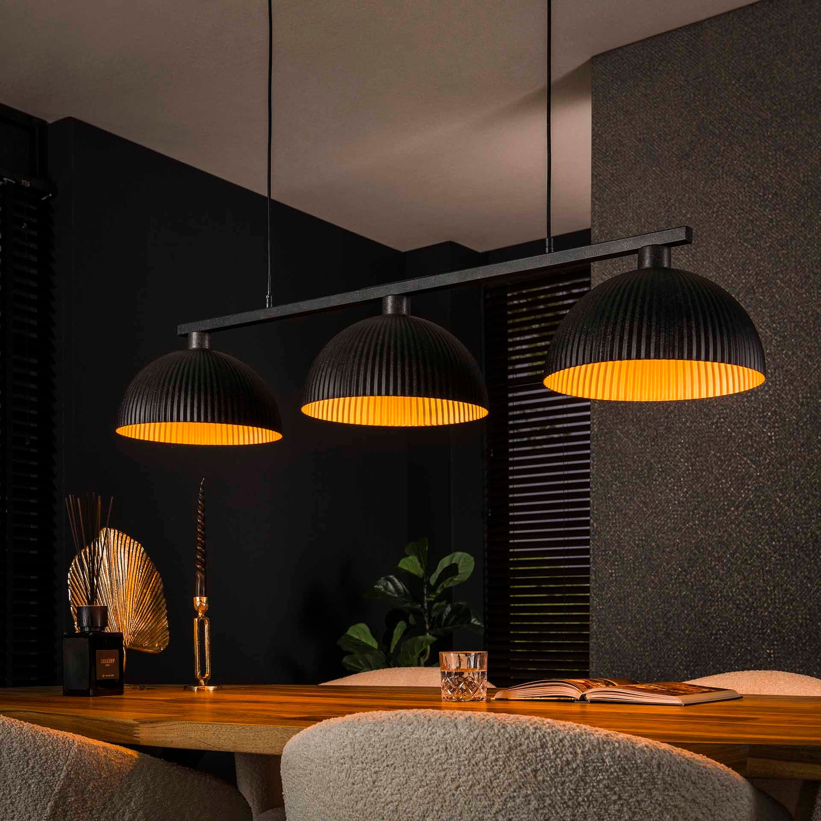 LifestyleFurn Hanglamp Zarinah Artic black, 3-lamps - Artic zwart 1 LifestyleFurn Hanglamp Zarinah Artic black, 3-lamps - Artic zwart
