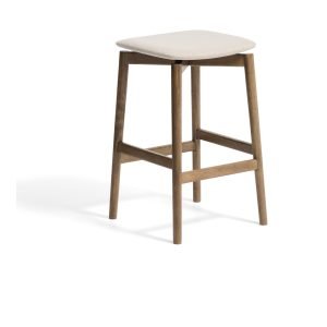 Kave Home Barkruk Evera Chenille en eiken - Beige/Bruin (zithoogte 67cm)