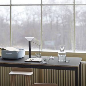 Base High Zwart Linoleum / Plywood